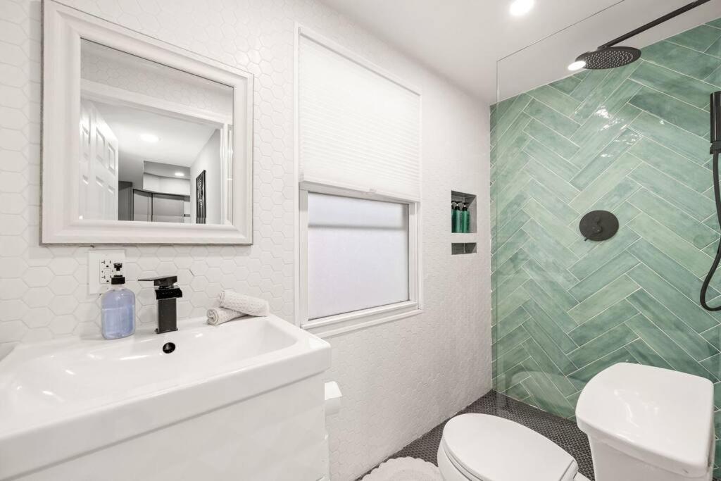 New! Cozy Apt In Center City! Philadelphia Exterior foto